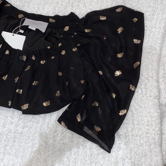 Black short sleeve blouse - Picture 4 of 9